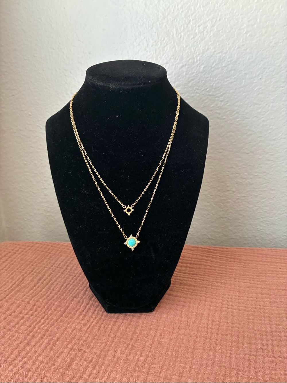 Freida Rothman double necklace.
925 sterling Silver
Gold matte finish
18”-20”